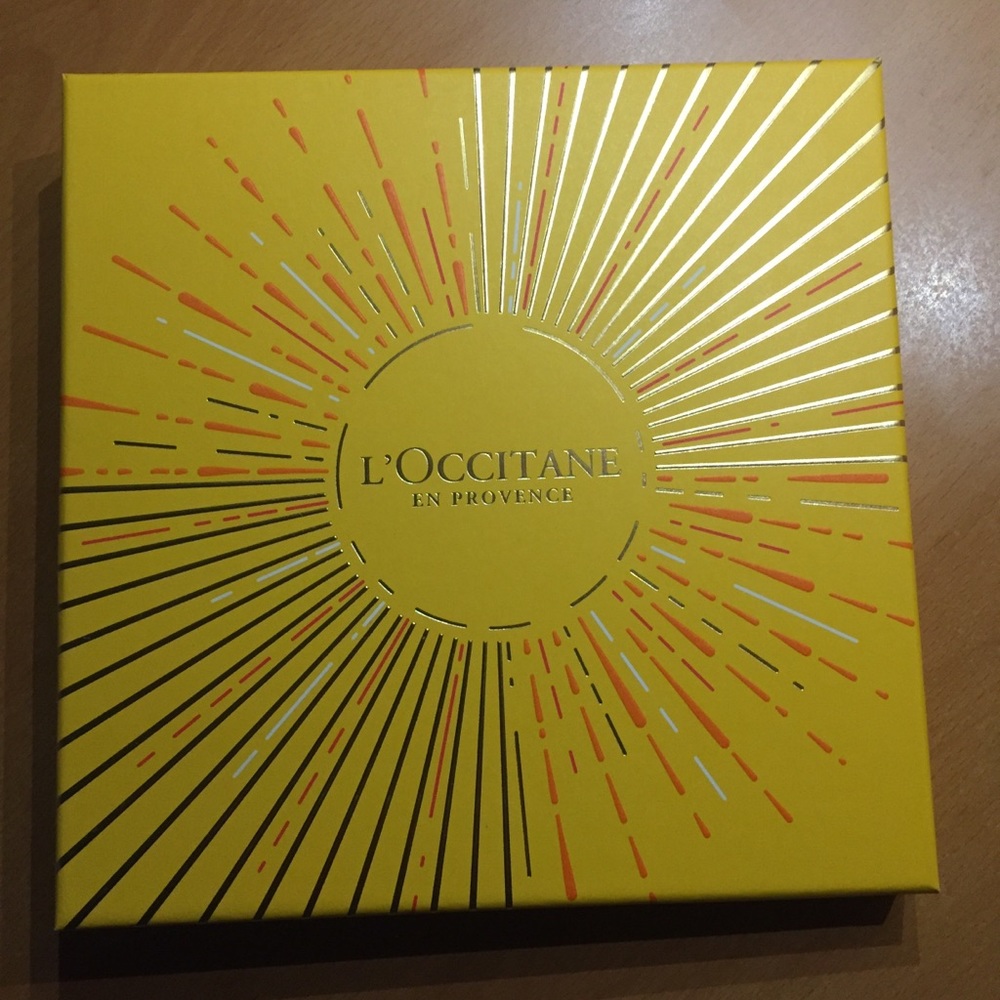 NWT L’Occitane gift box